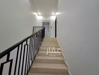 دور للبيع في شارع ديراب, حي عكاظ, مدينة الرياض, منطقة الرياض صورة 5