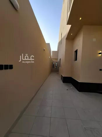 فيلا للبيع في شارع الامام مسلم, حي بدر, مدينة الرياض, منطقة الرياض صورة 2