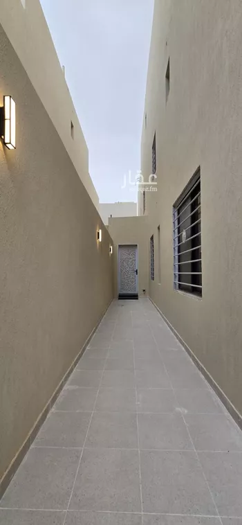 دور للبيع في شارع الامام مسلم, حي بدر, مدينة الرياض, منطقة الرياض صورة 5
