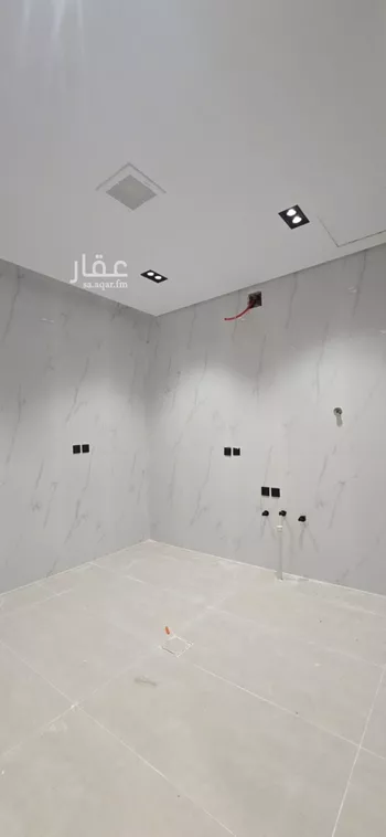 فيلا للبيع في شارع حامد عبدالحفيظ, حي عكاظ, مدينة الرياض, منطقة الرياض صورة 5
