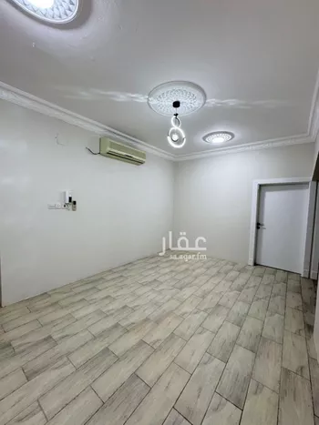 دور للإيجار في شارع الحياري, حي الروضة, مدينة بريده, منطقة القصيم صورة 3