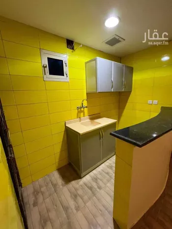عمارة للإيجار في شارع خديجة بنت خويلد, حي العريجاء الغربي, مدينة الرياض, منطقة الرياض صورة 2