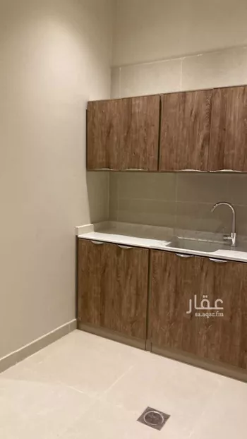 عمارة للإيجار في شارع جبل الدخان, حي ظهرة لبن, مدينة الرياض, منطقة الرياض
