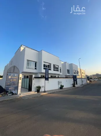 فيلا للبيع في شارع بكير ابن مسمار, حي القبلتين, مدينة المدينه المنوره, منطقة المدينة المنورة