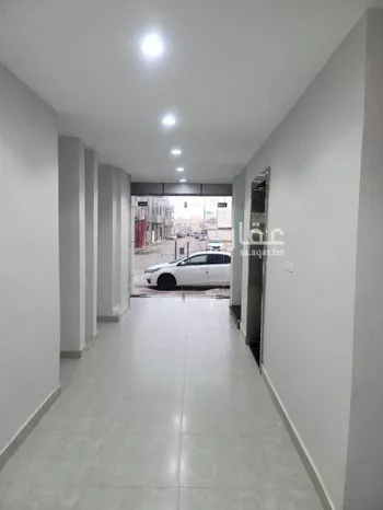 عمارة للإيجار في شارع طريق علي بن ابي طالب, حي المنتزة الشرقي, مدينة بريده, منطقة القصيم صورة 3