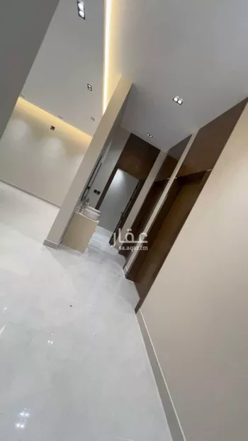 دور للبيع في شارع علي الاصبهاني, حي إشبيلية, مدينة الرياض, منطقة الرياض صورة 4