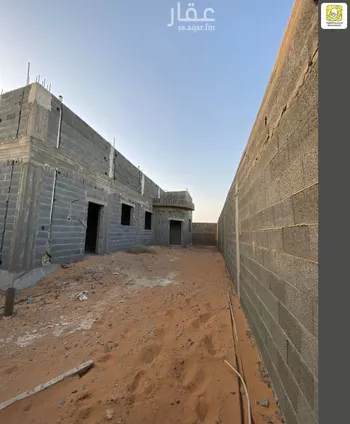 فيلا للبيع في شارع حمزة بن عوف, حي الراية, مدينة عنيزه, منطقة القصيم صورة 5