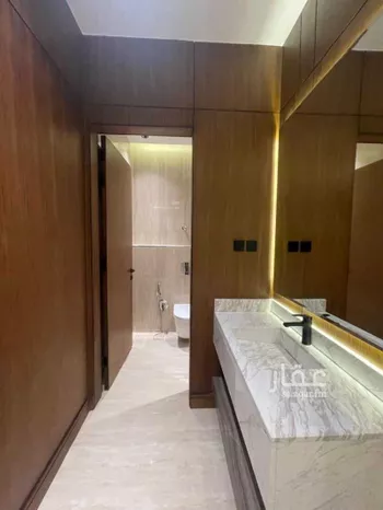 دور للبيع في شارع رقم 348, حي النرجس, مدينة الرياض, منطقة الرياض صورة 5