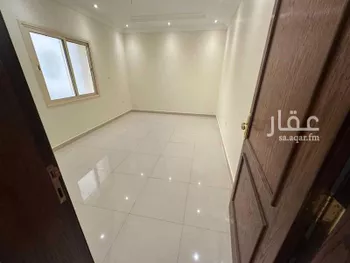 شقة للإيجار في صورة 2