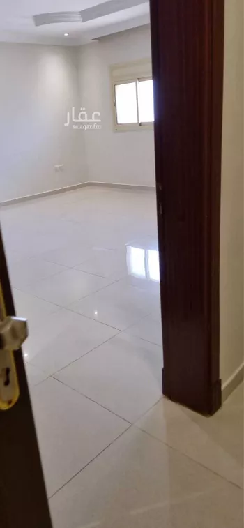 شقة للإيجار في صورة 3
