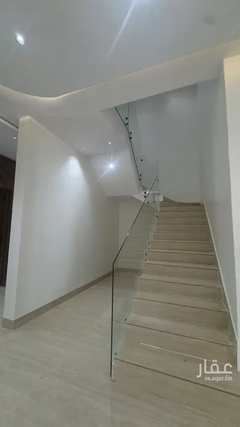 دور للبيع في شارع بدرالدين حسين الأنصاري, حي العوالي, مدينة الرياض, منطقة الرياض صورة 4