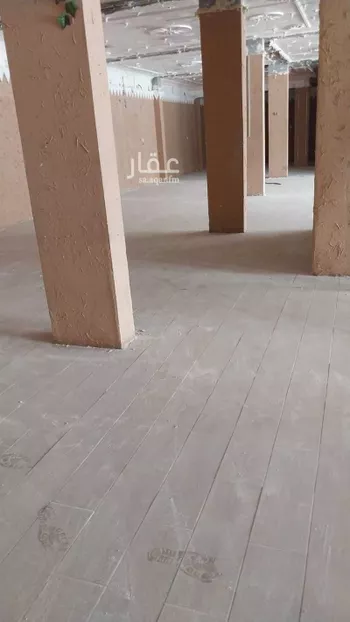 محل للإيجار في شارع عائشة بنت ابي بكر, حي ظهرة البديعة, مدينة الرياض, منطقة الرياض صورة 4