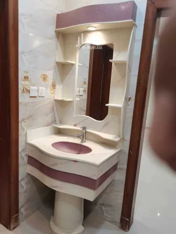 فيلا للبيع في شارع جناده الهروي, حي بدر, مدينة الرياض, منطقة الرياض صورة 3