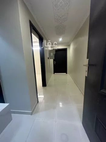 شقة للبيع في شارع أحمد بن طريف, حي عكاظ, مدينة الرياض, منطقة الرياض صورة 4