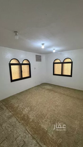 عمارة للبيع في شارع نعمان بن خلف, حي العزيزية, مدينة خميس مشيط, منطقة عسير صورة 3