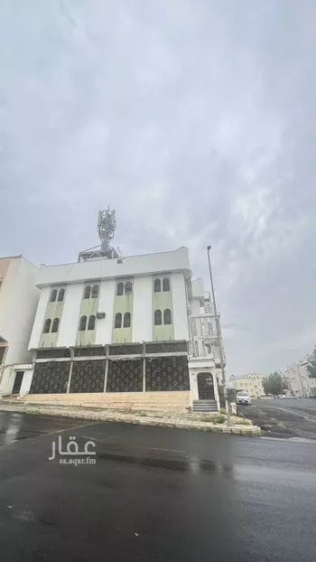 عمارة للبيع في شارع نعمان بن خلف, حي العزيزية, مدينة خميس مشيط, منطقة عسير صورة 2