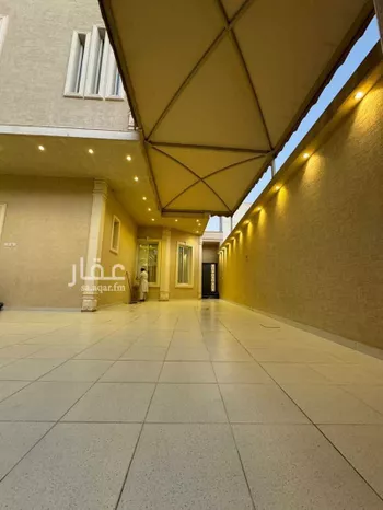 فيلا للبيع في شارع أم عبدالرحمن الصالحي, حي المهدية, مدينة الرياض, منطقة الرياض صورة 4