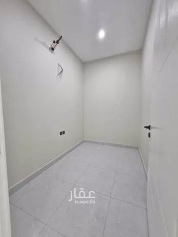 شقة للبيع في شارع شارع عبادة بن الصامت, حي المحمدية 2, مدينة جازان, منطقة جازان صورة 4