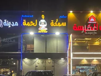 محل للإيجار في شارع طريق الملك فهد, حي الشاطئ, مدينة جازان, منطقة جازان