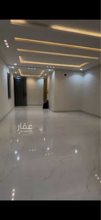 فيلا للإيجار في شارع الرداع, حي عكاظ, مدينة الرياض, منطقة الرياض صورة 2