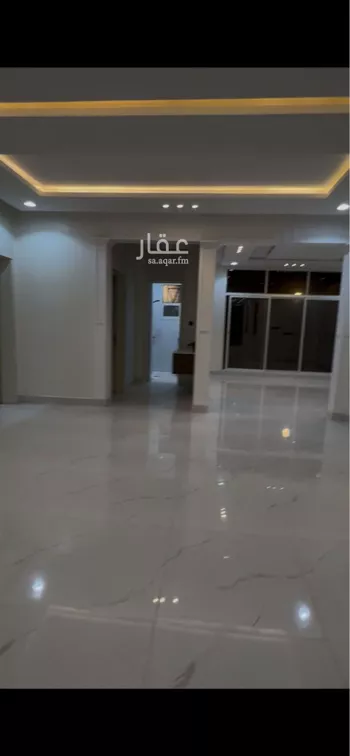 فيلا للإيجار في شارع الرداع, حي عكاظ, مدينة الرياض, منطقة الرياض صورة 3