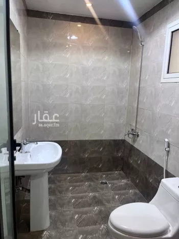 شقة للإيجار في شارع الثامن, حي الثقبة, مدينة الخبر, المنطقة الشرقية صورة 4