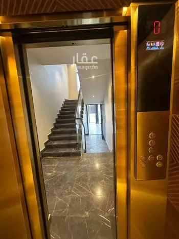 فيلا للبيع في شارع يوسف الشافعي, حي العارض, مدينة الرياض, منطقة الرياض صورة 3
