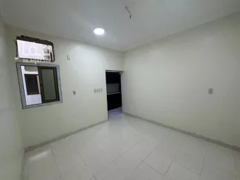 عمارة للبيع في حي البادية, مدينة الدمام, المنطقة الشرقية صورة 2