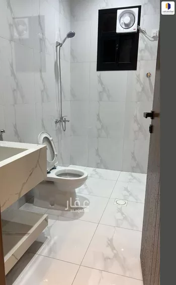 شقة للبيع في شارع ابي المظفر الازجي, حي النور, مدينة خميس مشيط, منطقة عسير صورة 3