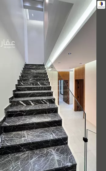 شقة للبيع في شارع عبدالرحمن الاعرج, حي المروج, مدينة ابها, منطقة عسير صورة 3