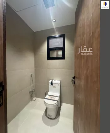 دور للبيع في شارع أحمد بن محمد العيالي, حي عكاظ, مدينة الرياض, منطقة الرياض صورة 4