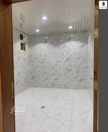 شقة للبيع في شارع الرفعة, حي الزهور, مدينة ابها, منطقة عسير صورة 5