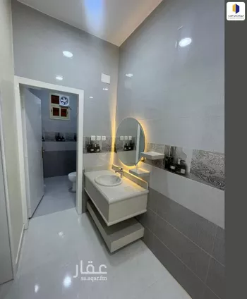 شقة للبيع في شارع الردف, حي الزهور, مدينة ابها, منطقة عسير صورة 3