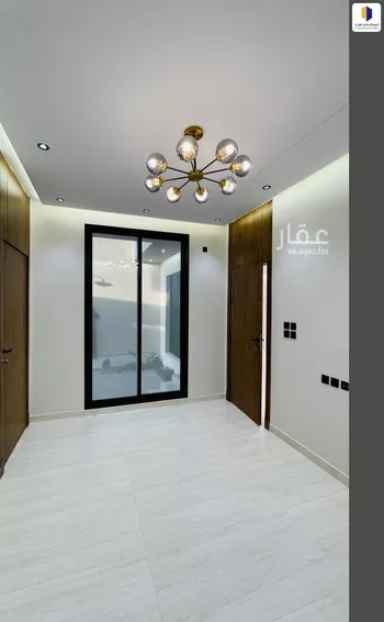 فيلا للبيع في شارع سويد بن النعمان, حي المروج, مدينة ابها, منطقة عسير صورة 4