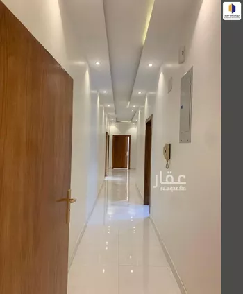 شقة للبيع في شارع الرفعة, حي الزهور, مدينة ابها, منطقة عسير صورة 5