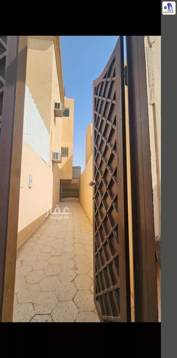 فيلا للبيع في شارع عبدالله بن عتيك, حي النفل, مدينة الرياض, منطقة الرياض صورة 2