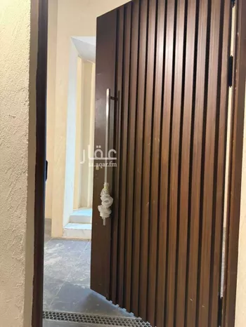 فيلا للإيجار في شارع ابي الفضل, حي الورود, مدينة الرياض, منطقة الرياض