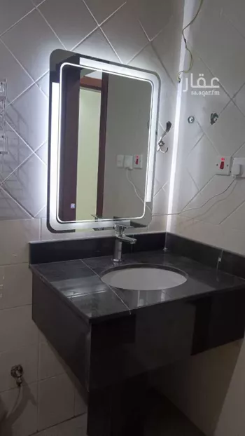 شقة للإيجار في شارع 1800102, حي الحمراء, مدينة الرياض, منطقة الرياض صورة 3