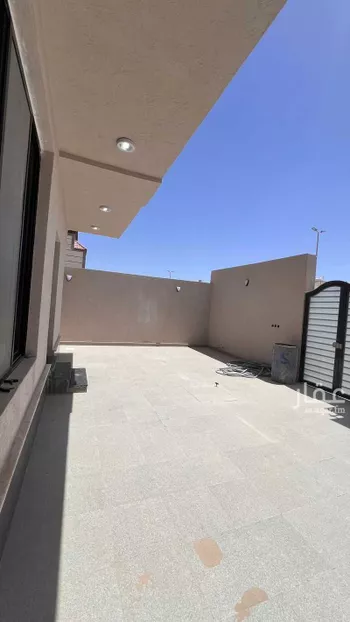 فيلا للبيع في شارع صفوان بن اسيد, حي ضاحية الملك فهد, مدينة الدمام, المنطقة الشرقية صورة 3