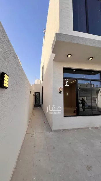 فيلا للبيع في شارع داود القزاز, حي ضاحية الملك فهد, مدينة الدمام, المنطقة الشرقية صورة 3