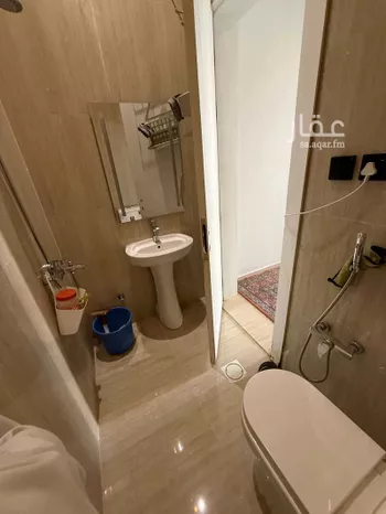 غرفة للإيجار في شارع شهيد الدين ثم الوطن عبدالمحسن بن بدر ب ، حي العارض ، الرياض ، منطقة الرياض صورة 3