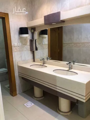 فيلا للإيجار في شارع حترش العرجاني, حي الروضة, مدينة الرياض, منطقة الرياض صورة 5
