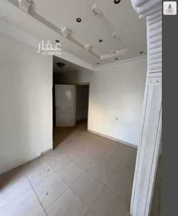 فيلا للبيع في شارع خالد الفرج, حي سلطانة, مدينة الرياض, منطقة الرياض صورة 4
