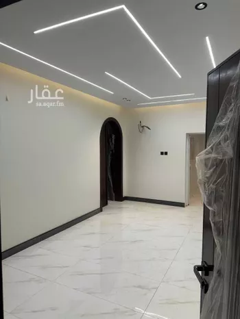 عمارة للإيجار في شارع أبي القاسم الزجاجي, حي السويس 1, مدينة جازان, منطقة جازان صورة 5