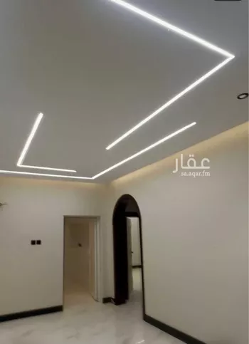 عمارة للإيجار في شارع أبي القاسم الزجاجي, حي السويس 1, مدينة جازان, منطقة جازان صورة 2