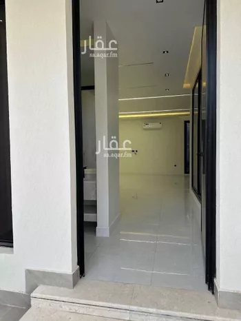 دور للبيع في شارع 18561481, حي النرجس, مدينة الرياض, منطقة الرياض