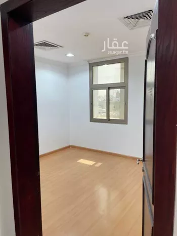 مكتب تجاري للإيجار في شارع طريق الملك عبدالعزيز, حي مدينة العمال, مدينة الخبر, المنطقة الشرقية صورة 5