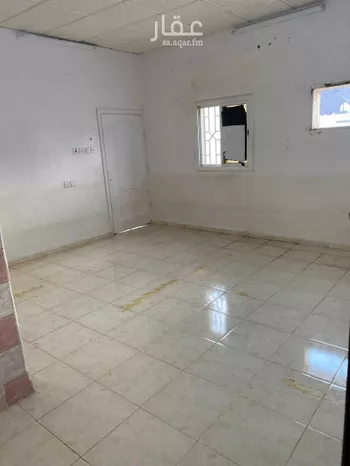 شقة للإيجار في حي ، شارع ابراهيم بن محمد بن حاطب ، حي المطار ، المدينة المنورة ، منطقة المدينة المنورة