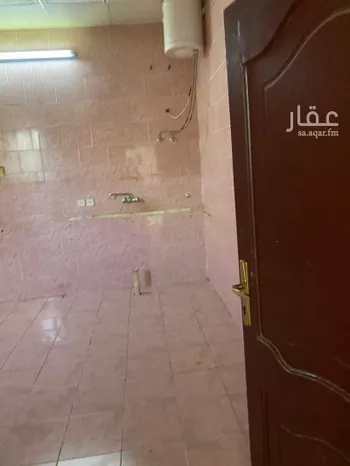 شقة للإيجار في حي ، شارع ابراهيم بن محمد بن حاطب ، حي المطار ، المدينة المنورة ، منطقة المدينة المنورة صورة 4