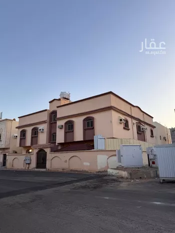 فيلا للبيع في شارع عبدالخالق ابن منصور, حي المطار, مدينة المدينه المنوره, منطقة المدينة المنورة صورة 2
